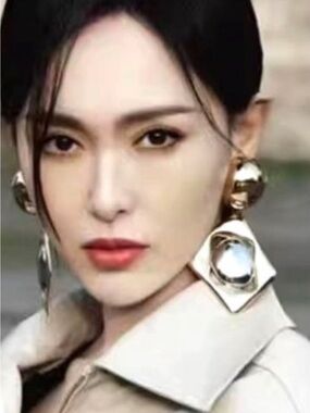 Gold Statement Drop Earrings - Elegant Women's Jewelry